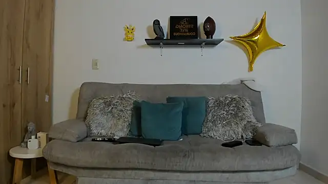 julian wallace online show from September 25, 2:10 pm