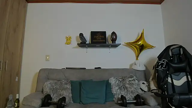 julian wallace online show from November 7, 4:29 pm