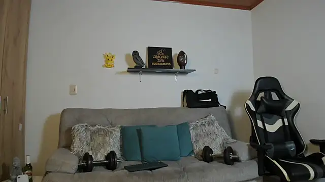 julian wallace online show from December 13, 10:26 pm