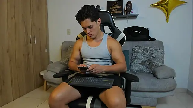 julian wallace online show from January 17, 2:22 pm