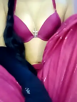 Snapshot of L_ucy1 chatting on January 8, 11:41 pm L ucy1 online show from January 8, 11:41 pm