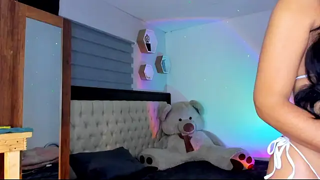 Snapshot of orianasweet_1 chatting on January 22, 10:59 pm orianasweet 1 online show from January 22, 10:59 pm