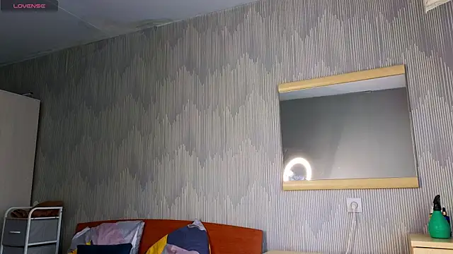 Snapshot of sophia_euphoriaa chatting on July 20, 10:39 am sophia euphoriaa online show from July 20, 10:39 am