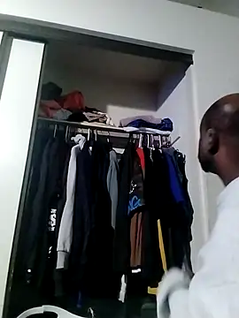 Snapshot of HBYAM chatting on January 22, 1:42 pm HBYAM online show from January 22, 1:42 pm