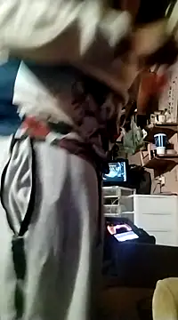 Snapshot of HBYAM chatting on February 5, 8:43 am HBYAM online show from February 5, 8:43 am