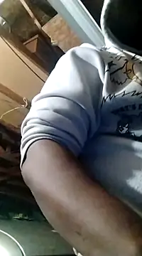 Snapshot of HBYAM chatting on March 18, 7:52 am HBYAM online show from March 18, 7:52 am