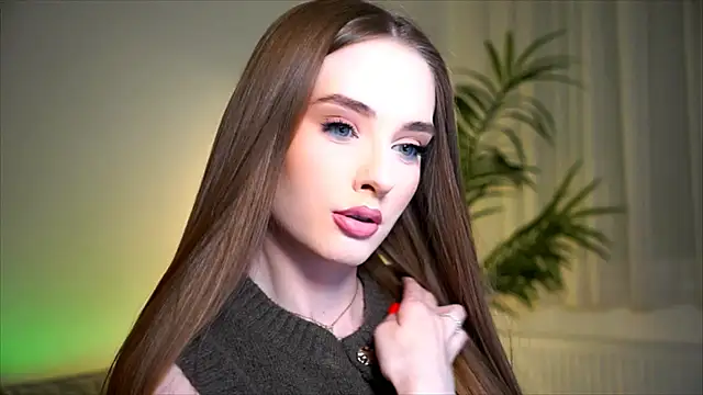 Snapshot of petitegonwiild chatting on October 29, 10:11 pm petitegonwiild online show from October 29, 10:11 pm