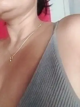 Horny-Mommy-Dirty online show from March 12, 9:13 pm