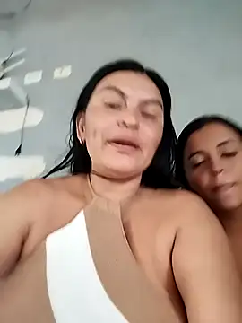 Horny-Mommy-Dirty online show from September 24, 8:56 pm