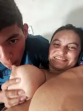 Horny-Mommy-Dirty online show from November 20, 4:07 pm