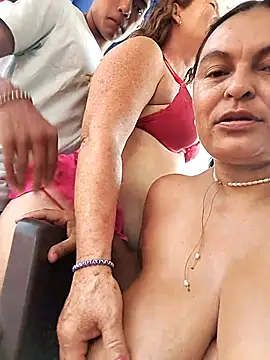 Snapshot of Horny-Mommy-Dirty chatting on March 8, 2:32 pm Horny-Mommy-Dirty online show from March 8, 2:32 pm