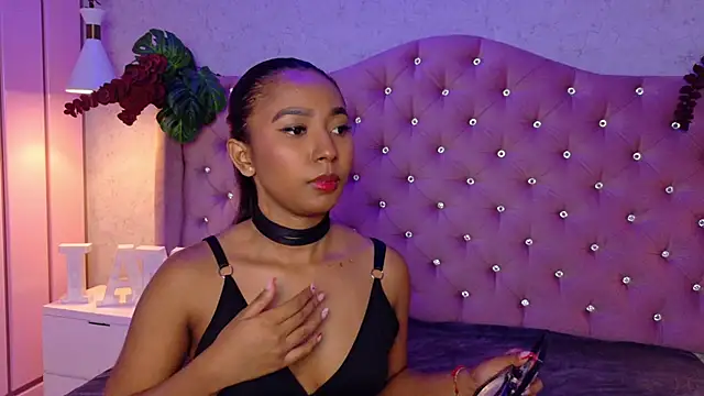 GabrielaLugo online show from November 20, 2:50 pm