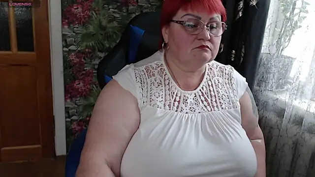 Snapshot of Goddess57 chatting on March 8, 11:58 am Goddess57 online show from March 8, 11:58 am