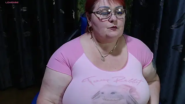 Snapshot of Goddess57 chatting on March 16, 3:39 pm Goddess57 online show from March 16, 3:39 pm