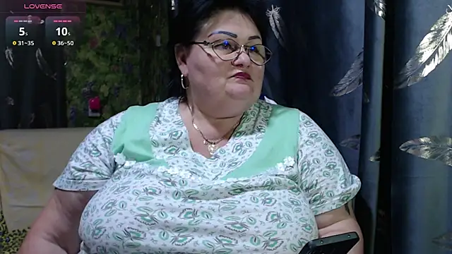 Snapshot of Goddess57 chatting on September 15, 10:10 pm Goddess57 online show from September 15, 10:10 pm