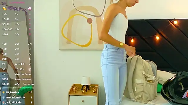 Beautifulskinny18 online show from June 20, 7:49 pm