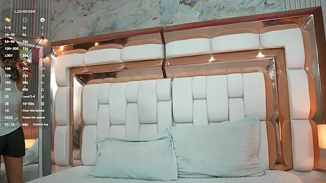 Beautifulskinny18 online show from July 29, 6:50 pm
