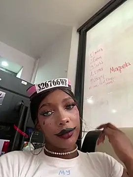 TIFFANYYSTAR online show from October 17, 4:31 pm