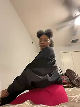 Snapshot of wynterheat chatting on January 24, 12:31 pm wynterheat online show from January 24, 12:31 pm