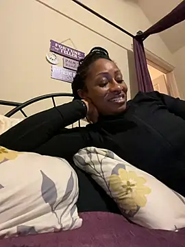 Snapshot of wynterheat chatting on March 4, 5:53 am wynterheat online show from March 4, 5:53 am