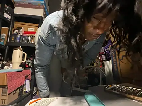 wynterheat online show from May 25, 3:29 pm