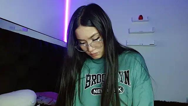 Fysste  online show from March 4, 11:00 pm