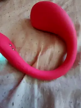 apriilhot online show from February 17, 7:42 pm