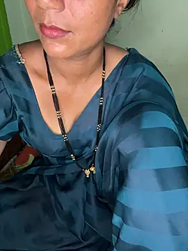 PUNAM BABY1 online show from June 8, 5:02 pm