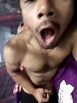 Snapshot of 900irani chatting on January 26, 4:41 am 900irani online show from January 26, 4:41 am