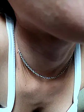 Nandasant09 online show from October 26, 4:46 pm