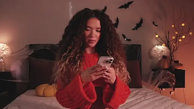 Snapshot of Denise_Garciia chatting on October 29, 1:13 pm Denise Garciia online show from October 29, 1:13 pm