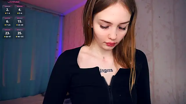 Snapshot of WiloneDimmick chatting on November 25, 7:08 am WiloneDimmick online show from November 25, 7:08 am