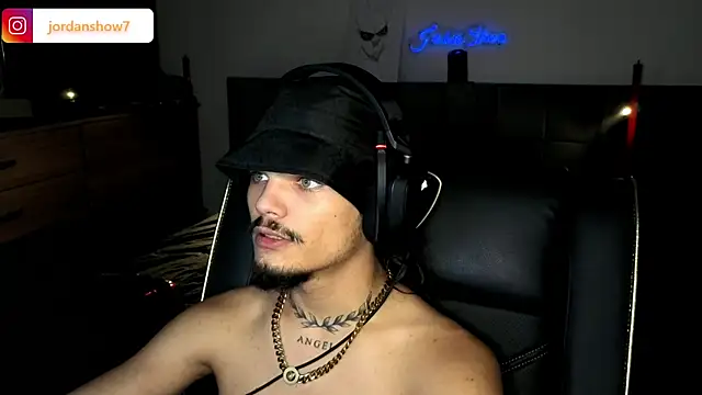 JordanShow online show from September 14, 7:13 pm