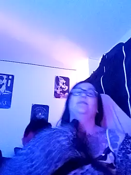 Snapshot of l1la_Rav3n chatting on December 26, 1:51 am l1la Rav3n online show from December 26, 1:51 am