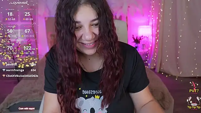 Snapshot of JulietDream chatting on January 10, 3:39 am JulietDream online show from January 10, 3:39 am