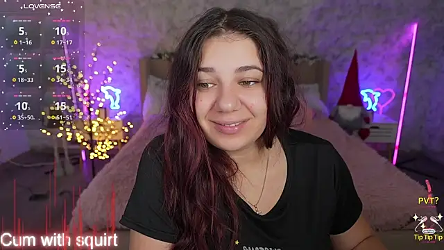 Snapshot of JulietDream chatting on January 13, 6:49 am JulietDream online show from January 13, 6:49 am