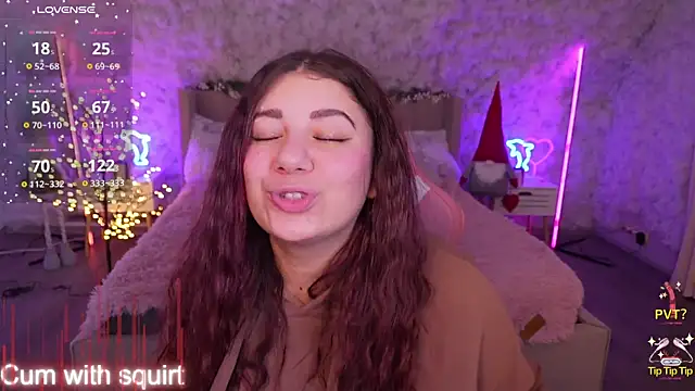 Snapshot of JulietDream chatting on January 16, 7:52 pm JulietDream online show from January 16, 7:52 pm