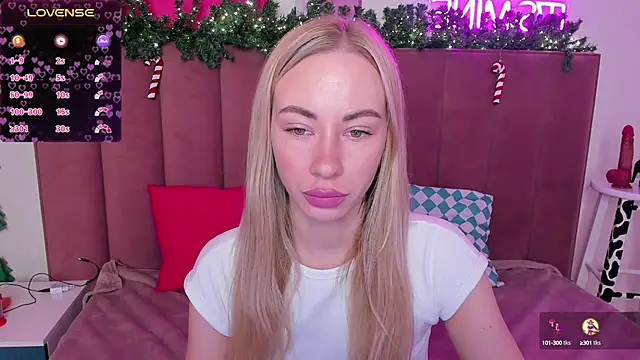 Snapshot of Diana_Garrett chatting on December 28, 1:39 am Diana Garrett online show from December 28, 1:39 am