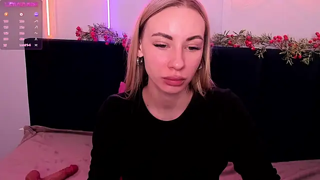 Snapshot of Diana_Garrett chatting on January 11, 12:29 pm Diana Garrett online show from January 11, 12:29 pm