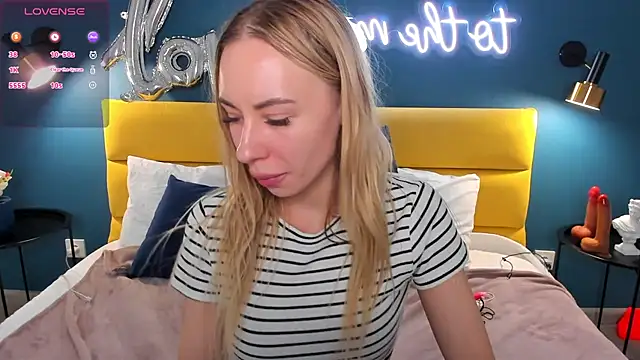 Snapshot of Diana_Garrett chatting on March 3, 5:31 am Diana Garrett online show from March 3, 5:31 am