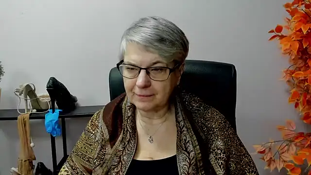 Snapshot of IrisDream chatting on March 20, 7:14 am IrisDream online show from March 20, 7:14 am