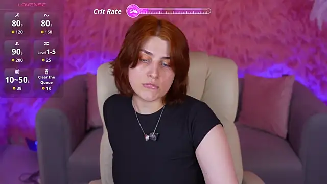 FoxyRayy online show from April 6, 1:01 pm