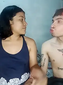 Snapshot of Bruno_Iris_sex chatting on December 5, 11:29 pm Bruno Iris sex online show from December 5, 11:29 pm