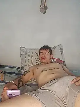 Snapshot of Bruno_Iris_sex chatting on January 12, 12:23 pm Bruno Iris sex online show from January 12, 12:23 pm