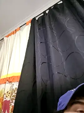 Snapshot of Bruno_Iris_sex chatting on October 3, 3:14 am Bruno Iris sex online show from October 3, 3:14 am