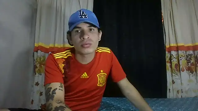 Snapshot of Bruno_Iris_sex chatting on November 2, 2:58 am Bruno Iris sex online show from November 2, 2:58 am