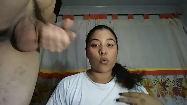 Snapshot of Bruno_Iris_sex chatting on December 21, 2:19 am Bruno Iris sex online show from December 21, 2:19 am