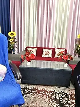 Cute-Raashii online show from May 16, 12:18 am