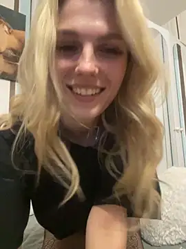 Liya my online show from November 19, 8:09 pm