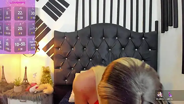 Snapshot of AllisonsweetZ chatting on February 3, 8:13 pm AllisonsweetZ online show from February 3, 8:13 pm